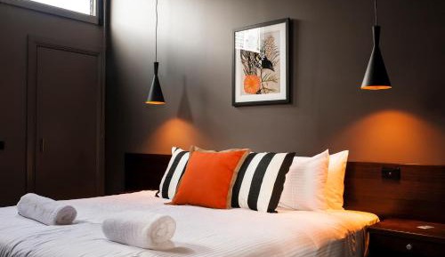 Deluxe Queen Room