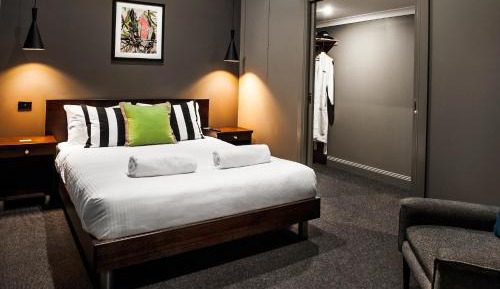 Deluxe Double Room with Bath
