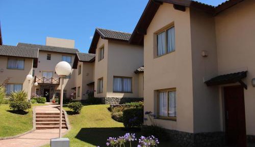 Deluxe Bungalow with Garden View