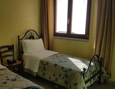 Twin Room with Bathroom