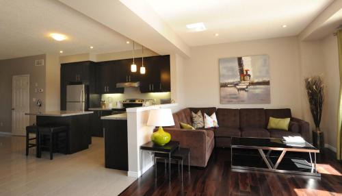 Seven-Bedroom House
