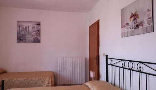 Basic Triple Room
