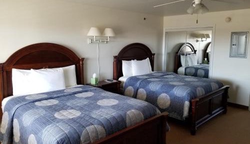 Standard Queen Room