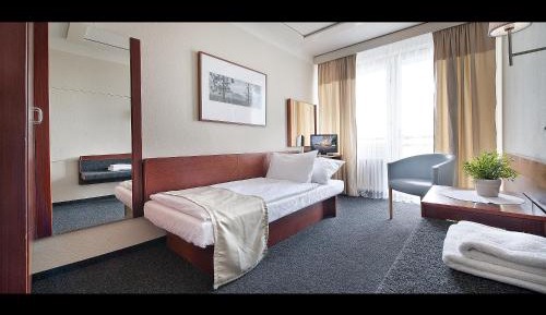 Economy Single Room