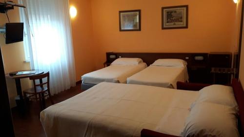 Classic Quadruple Room