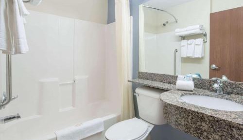 One Bedroom Suite - Non-Smoking