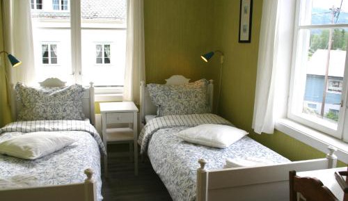 Twin Room with Shared Bathroom