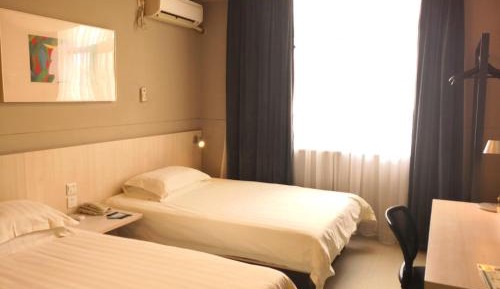 Zero Press Standard Twin Room B