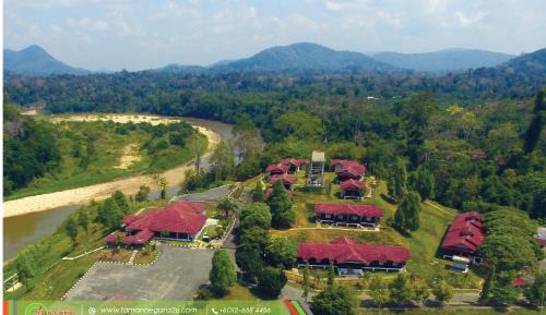 Deluxe Double or Twin Room with Mountain View