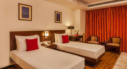 Superior Double or Twin Room Complimentary Hi-Tea ,15% Off on Laundry service and Complimentary Welcome Drink on arrival)