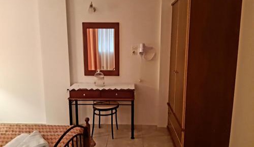 One Bedroom Apartment with Sea View