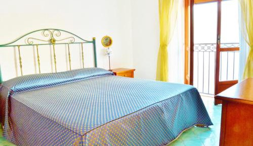 Double Room with Balcony and Sea View