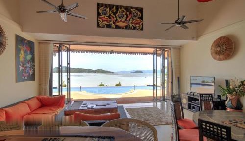 Villa - Beach Front