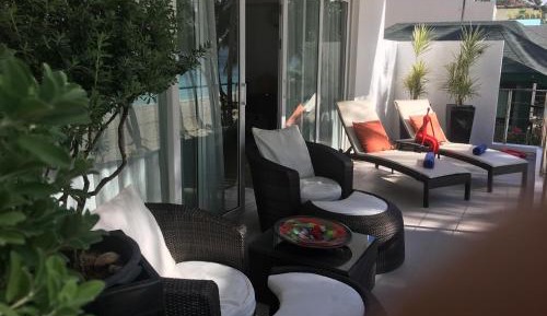 Premier Studio (2 Adults)