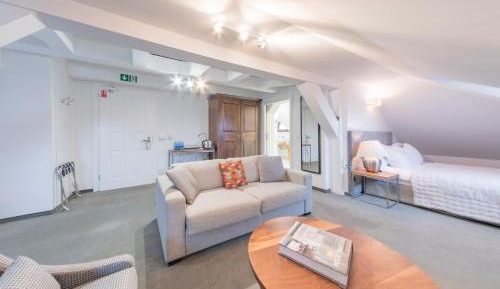 Penthouse Apartment