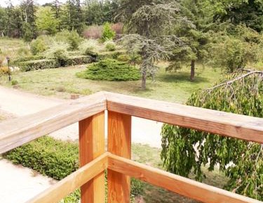 Family Room with Garden View