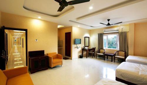 Deluxe Triple Room
