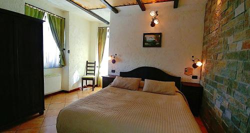 Double or Twin Room with Lake View