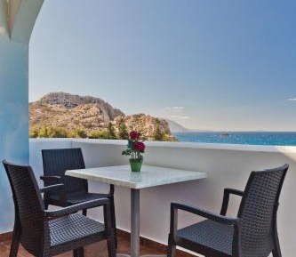 Panoramic Apartment with Sea View (3 Adults)