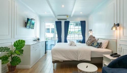 Suite Room with Balcony