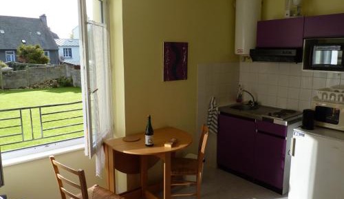 Studio (2 Adults)