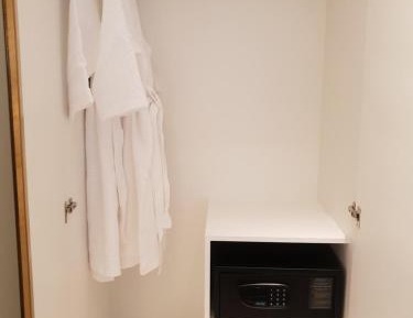 Studio Deluxe