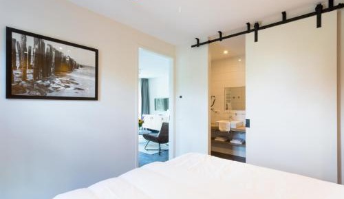 Two-Bedroom Suite (max. 1 dog allowed on request)