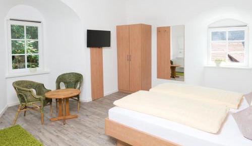 Economy Zimmer (mit Etagen-Dusche/WC)