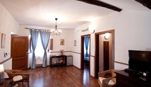 Superior Suite