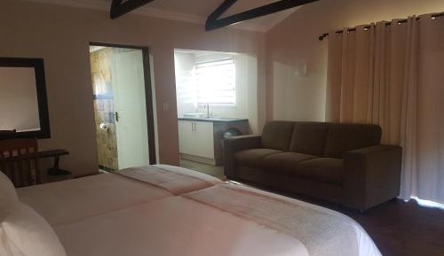 Deluxe Double or Twin Room with Balcony