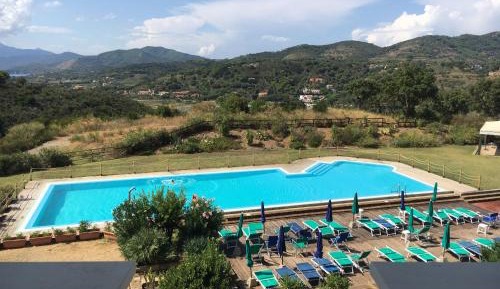 Studio with Terrace and Pool View