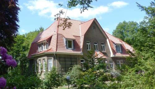 Apartment with Garden View
