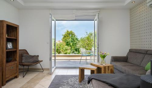 Two-Bedroom Apartment with Terrace and Sea View