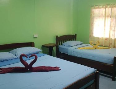 Economy Triple Room