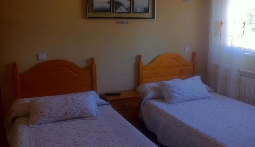 Triple Room with Private Bathroom