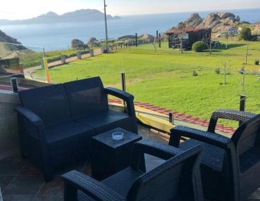 Deluxe Double Room with Balcony and Sea View