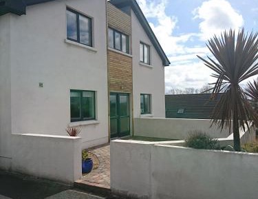 Six-Bedroom House