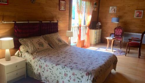 Deluxe King Suite