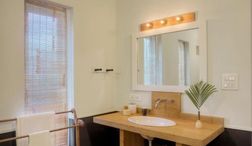 King Room with Balcony