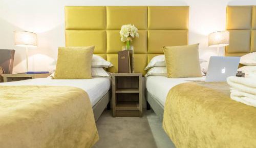 Superior Triple Room
