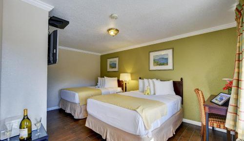 Queen and Double Room