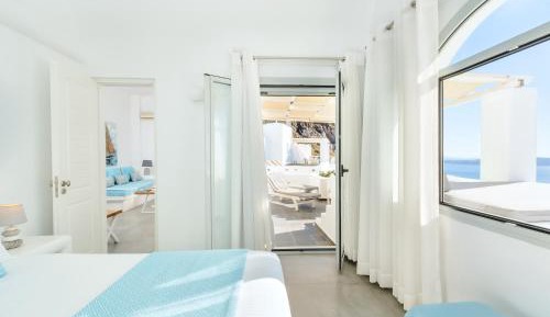 Suite with Hot Tub
