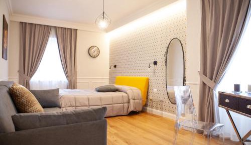 Quadruple Room with Private Bathroom