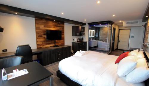 Superior Suite