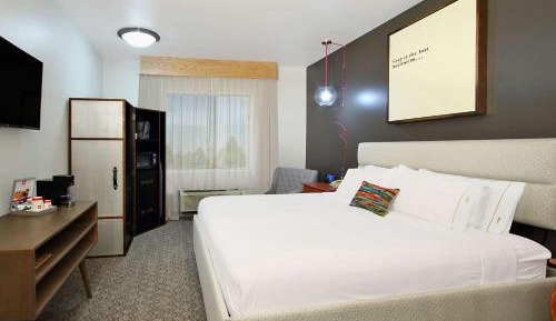 King Room - Non-Smoking