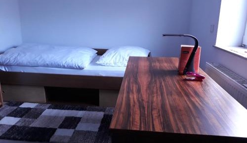 Apartment With Shared Bathroom