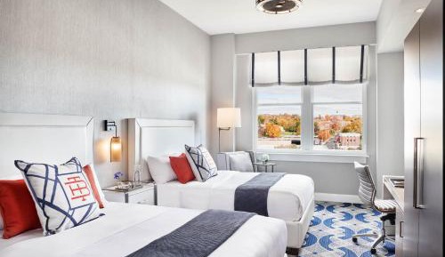 Deluxe Double or Twin Room