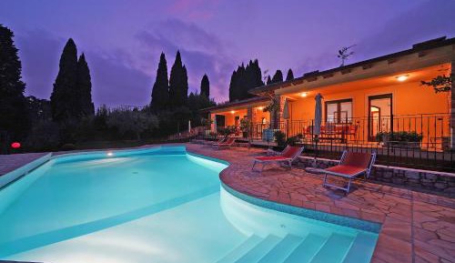 Deluxe Villa