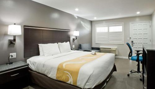 King Room Upgrade - Accessible/Non-Smoking