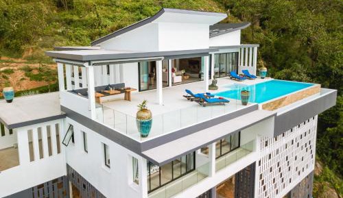 Villa - Beach Front